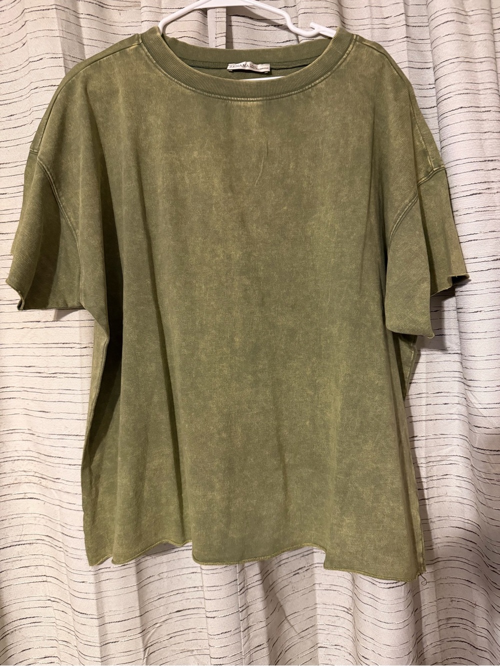 Zenana Olive Green Mineral Wash Raw Hem Short Sleeve Top L/XL NWOT